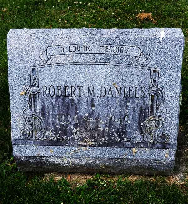 Murderer Robert Daniels Grave in Union Cemetery, Columbus, Ohio