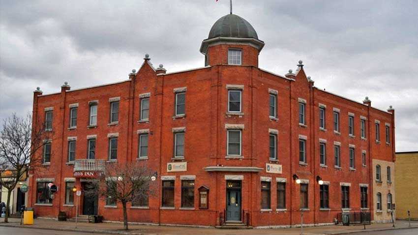 Ghosts of Stratford - Haunted in the Festival City - Queen's Inn