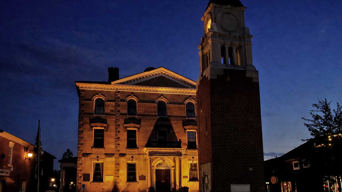 Niagara-on-the-Lake Ghost Walks Tours